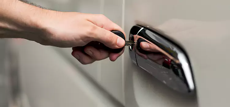Why Choose Our Auto Locksmith Team in Arlington Heights, IL?